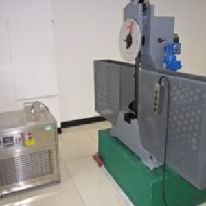 Low-temperature impact testing machine